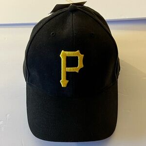 Pittsburgh Pirates Adjustable Hat NWT